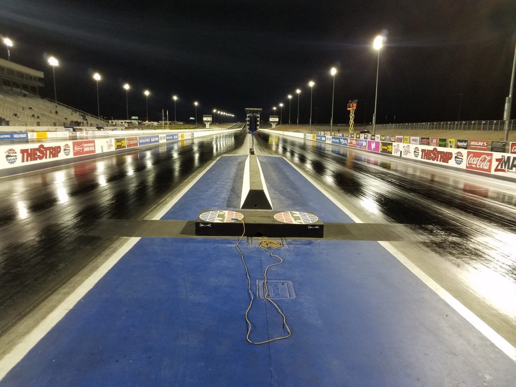 drag strip starting line