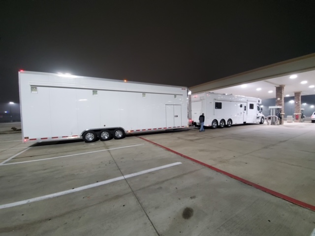 3rd axle toter home